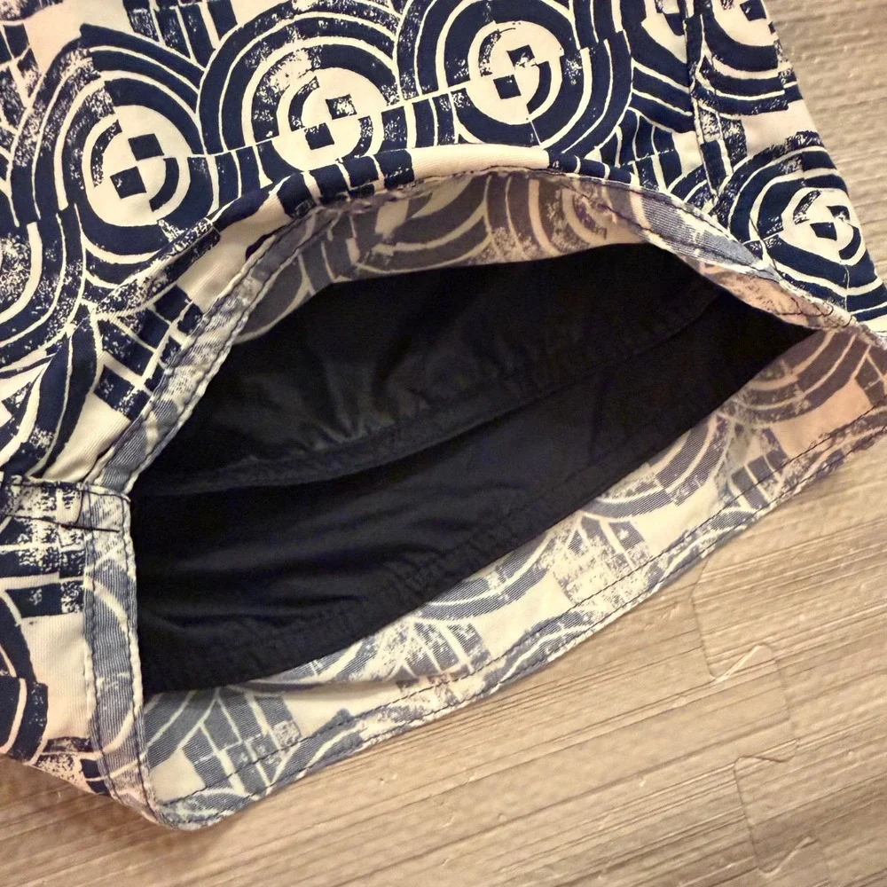 Patagonia Board Shorts Mens 32 Blue White Geometric Circle Print Swim Trunks